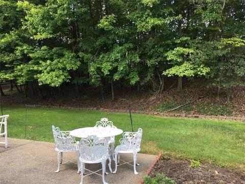 6740 Donna Rae Dr, Seven Hills, OH 44131 photo 12