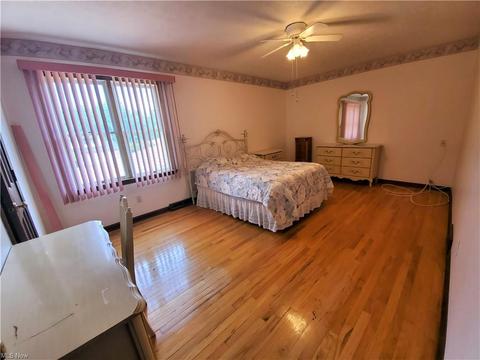 6740 Donna Rae Dr, Seven Hills, OH 44131 photo 7