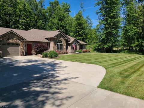 3315 Brooks Rd, Ashtabula, OH 44004 photo 2