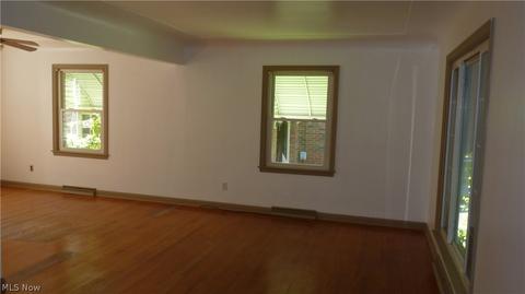 3449 Risher Rd, Youngstown, OH 44511 photo 13