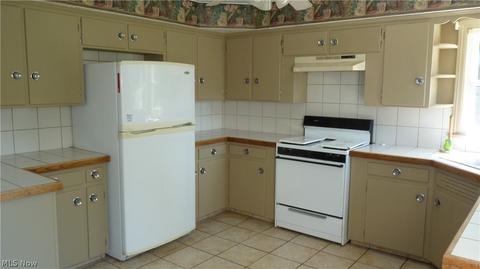3449 Risher Rd, Youngstown, OH 44511 photo 19