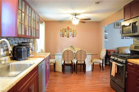 9084 Store Dr, Windham, OH 44288 photo 5
