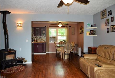 9084 Store Dr, Windham, OH 44288 photo 8