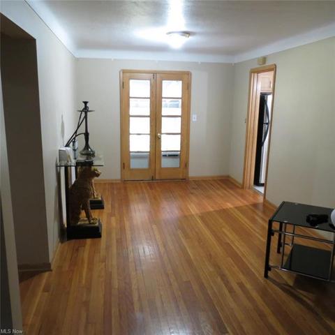 488 Cherry Ln, Seven Hills, OH 44131 photo 4