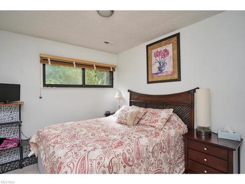 2743 W Bath Rd, Akron, OH 44333 photo 14