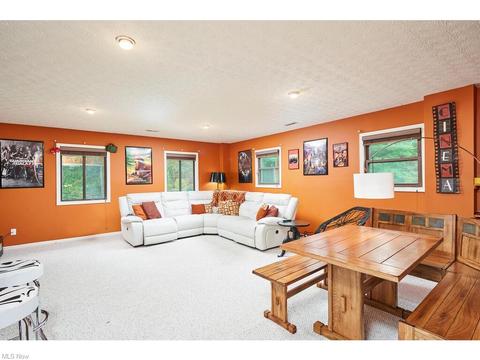 2743 W Bath Rd, Akron, OH 44333 photo 19