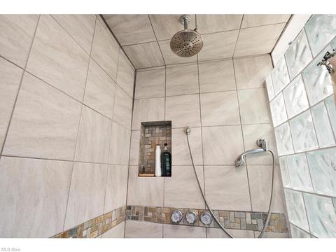 2743 W Bath Rd, Akron, OH 44333 photo 12
