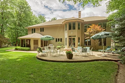 7355 Hillside Ln, Solon, OH 44139 photo 33