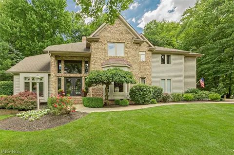 7355 Hillside Ln, Solon, OH 44139 photo 1