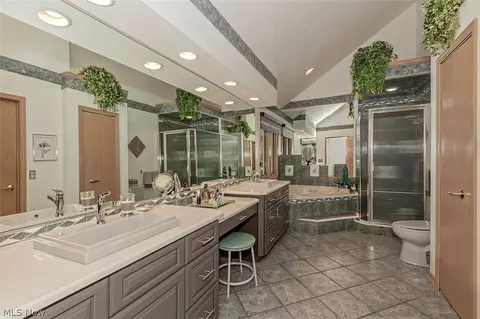 7355 Hillside Ln, Solon, OH 44139 photo 21