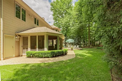7355 Hillside Ln, Solon, OH 44139 photo 31