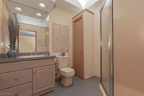 7355 Hillside Ln, Solon, OH 44139 photo 27
