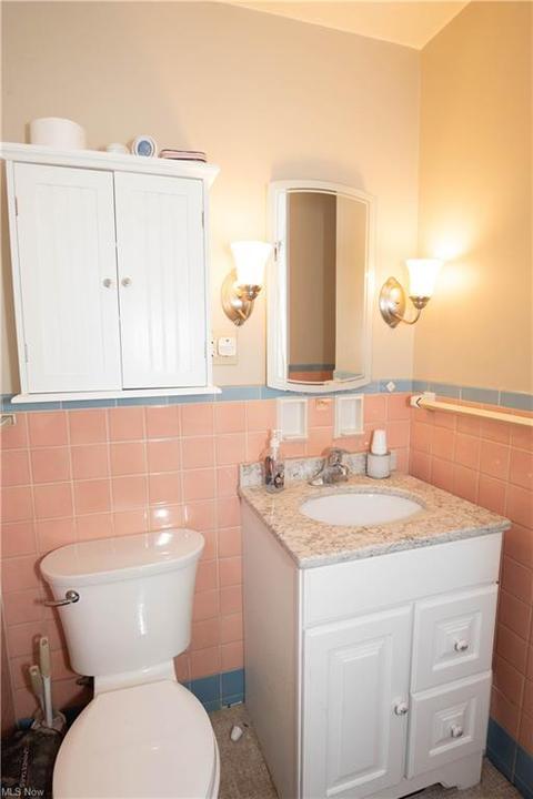 2472 Wise Ave NW, Canton, OH 44708 photo 7