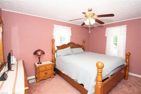 2472 Wise Ave NW, Canton, OH 44708 photo 9