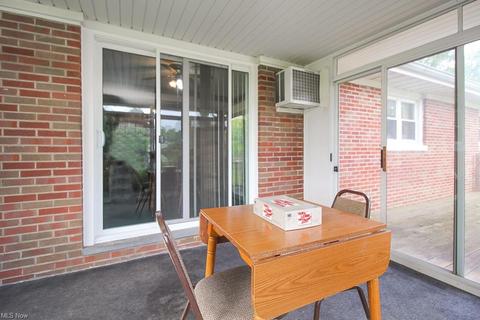 505 E 42nd St, Lorain, OH 44052 photo 12
