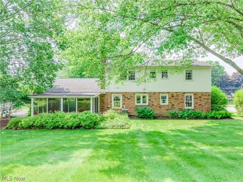 2215 55th St NE, Canton, OH 44721 photo 4