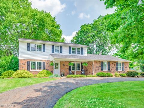 2215 55th St NE, Canton, OH 44721 photo 2