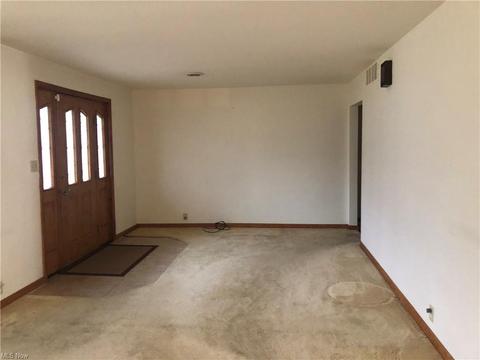 5828 Dunbar Ave, Ashtabula, OH 44004 photo 7
