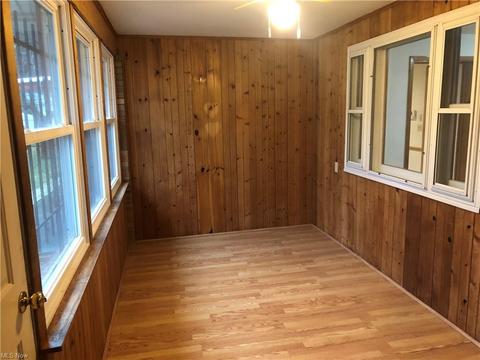 5828 Dunbar Ave, Ashtabula, OH 44004 photo 10