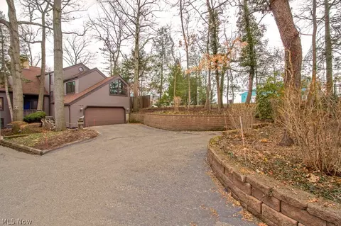 3548 Moonlight Bay Dr NW, Canton, OH 44708 photo 35
