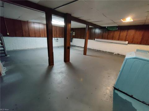 619 Kipling St, Akron, OH 44311 photo 17