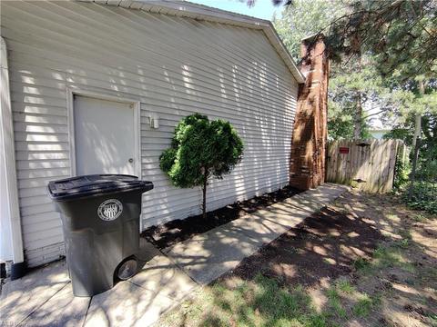 619 Kipling St, Akron, OH 44311 photo 18