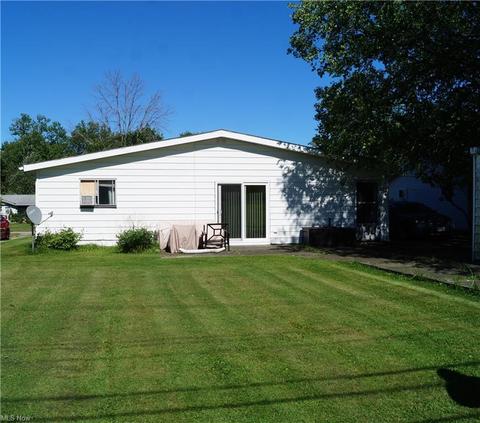 459 Holly Dr, Berea, OH 44017 photo 17