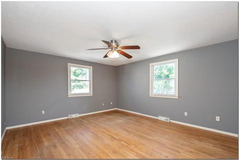 4902 Maplecrest Ave, Parma, OH 44134 photo 20