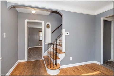 4902 Maplecrest Ave, Parma, OH 44134 photo 7
