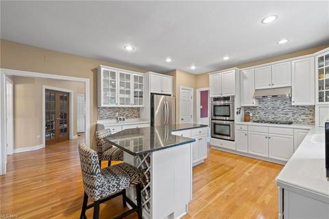 7380 Hillside Ln, Solon, OH 44139 photo 8