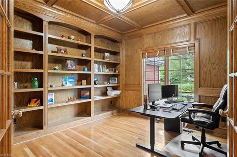 7380 Hillside Ln, Solon, OH 44139 photo 10