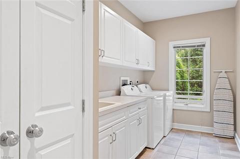 7380 Hillside Ln, Solon, OH 44139 photo 13