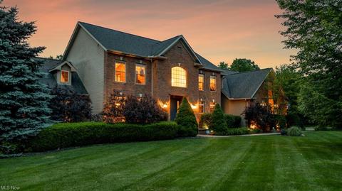 5809 Spring Ridge Dr, Wadsworth, OH 44281 photo 1