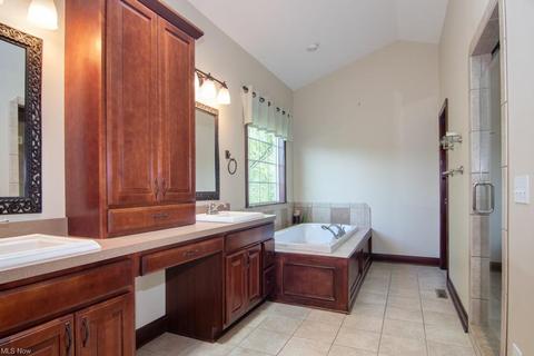 5809 Spring Ridge Dr, Wadsworth, OH 44281 photo 16