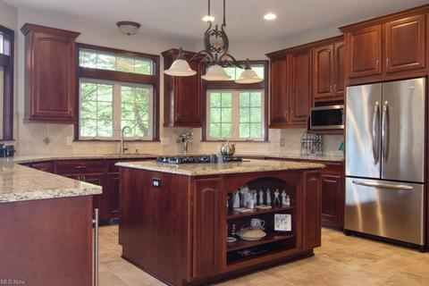 5809 Spring Ridge Dr, Wadsworth, OH 44281 photo 12