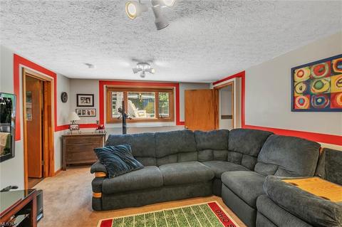 6355 S Hedrick Ln, Ashtabula, OH 44004 photo 27