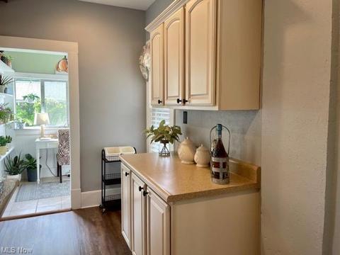 401 E 5th St, Dover, OH 44622 photo 3