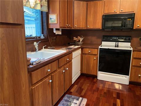33 Billow Beach Rd, Saybrook, OH 44004 photo 13