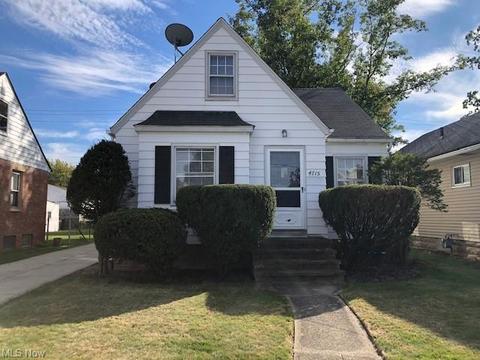 4715 Maplecrest Ave, Parma, OH 44134 photo 1
