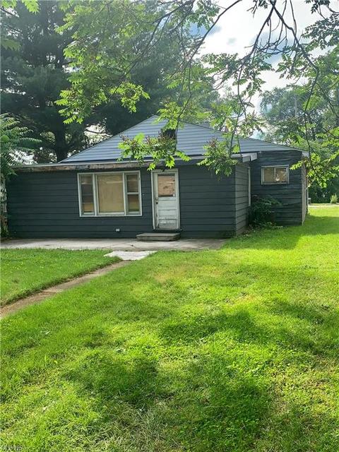 1300 S Park Ave NW, Canton, OH 44708 photo 3