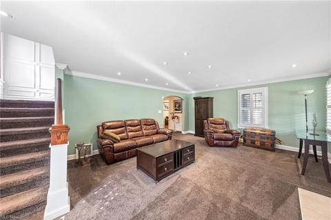 214 Baker St, Berea, OH 44017 photo 9