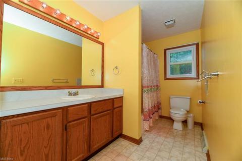 411 Summit St, Wadsworth, OH 44281 photo 19