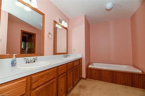 411 Summit St, Wadsworth, OH 44281 photo 21