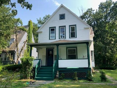 182 E Center St, Berea, OH 44017 photo 1