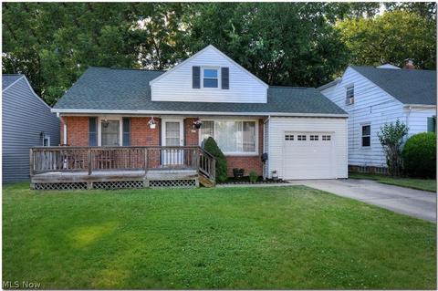 397 E 255th St, Euclid, OH 44132 photo 1