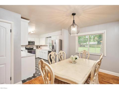 1586 Centerview Dr, Copley, OH 44321 photo 5