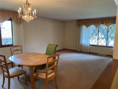 7750 Fleger Dr, Parma, OH 44134 photo 10
