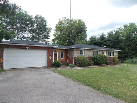 518 Eastern Rd, Doylestown, OH 44230 photo 2