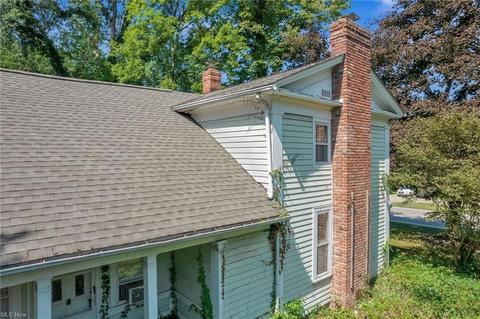 746 E Main St, Madison, OH 44057 photo 2