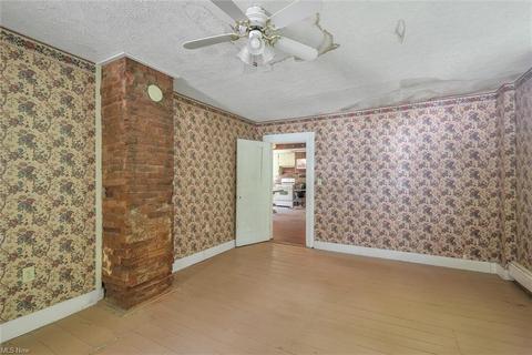 746 E Main St, Madison, OH 44057 photo 19